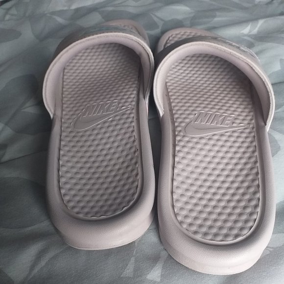 BENASSI SLIDE SANDAL - Picture 3 of 3